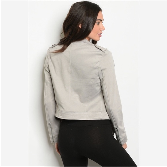 Women’s Gray Jacket! NWT New Item 🌸🌸🌸 - Picture 3 of 3